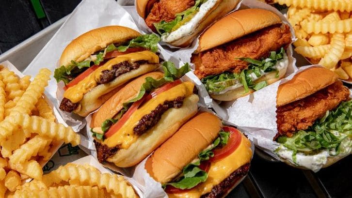 Shake Shack chega ao Brasil em 2027; saiba onde será primeira loja