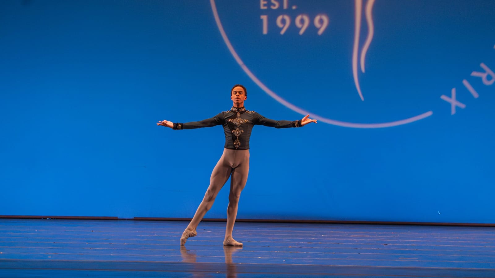 Basileu França terá quatro dos sete brasileiros selecionados para o Prix de Lausanne 2027